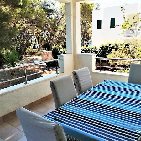 Апартаменты By The Sea Mudri Dolac, Hvar - 5694 Врбоска